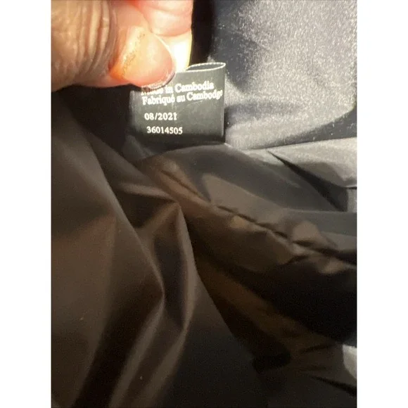 Victoria's Secret Open Top Weekender Holiday Black Red Plaid Women Tote Bag NWOT - Picture 11 of 12